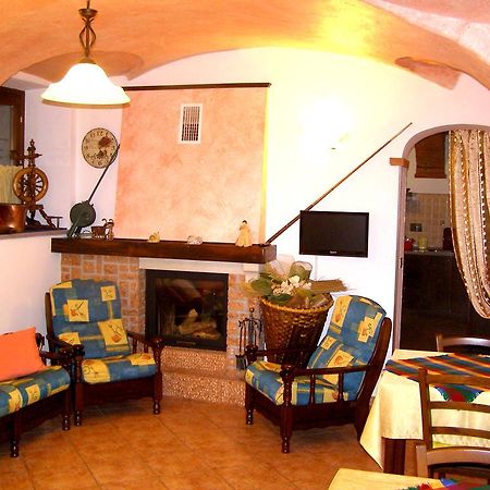 L'Antico Borgo Rooms Rental Caprie Экстерьер фото