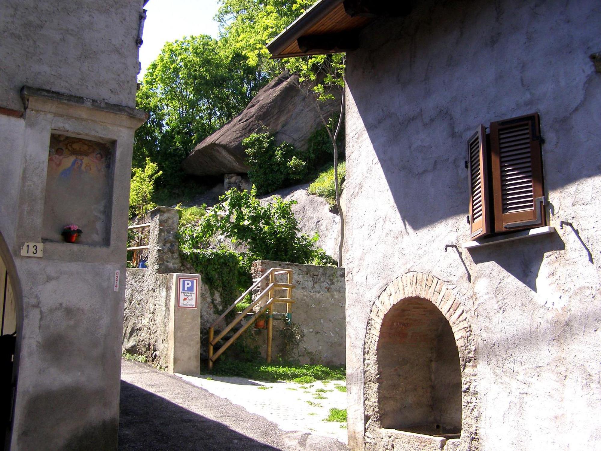 L'Antico Borgo Rooms Rental Caprie Экстерьер фото
