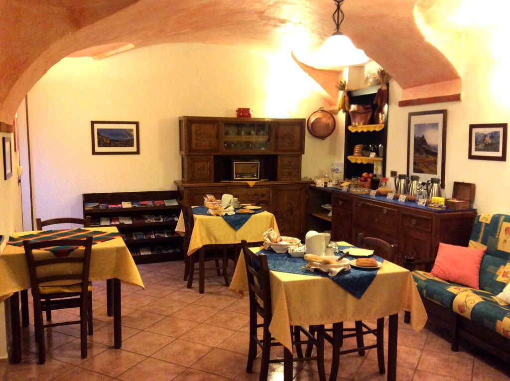 L'Antico Borgo Rooms Rental Caprie Экстерьер фото