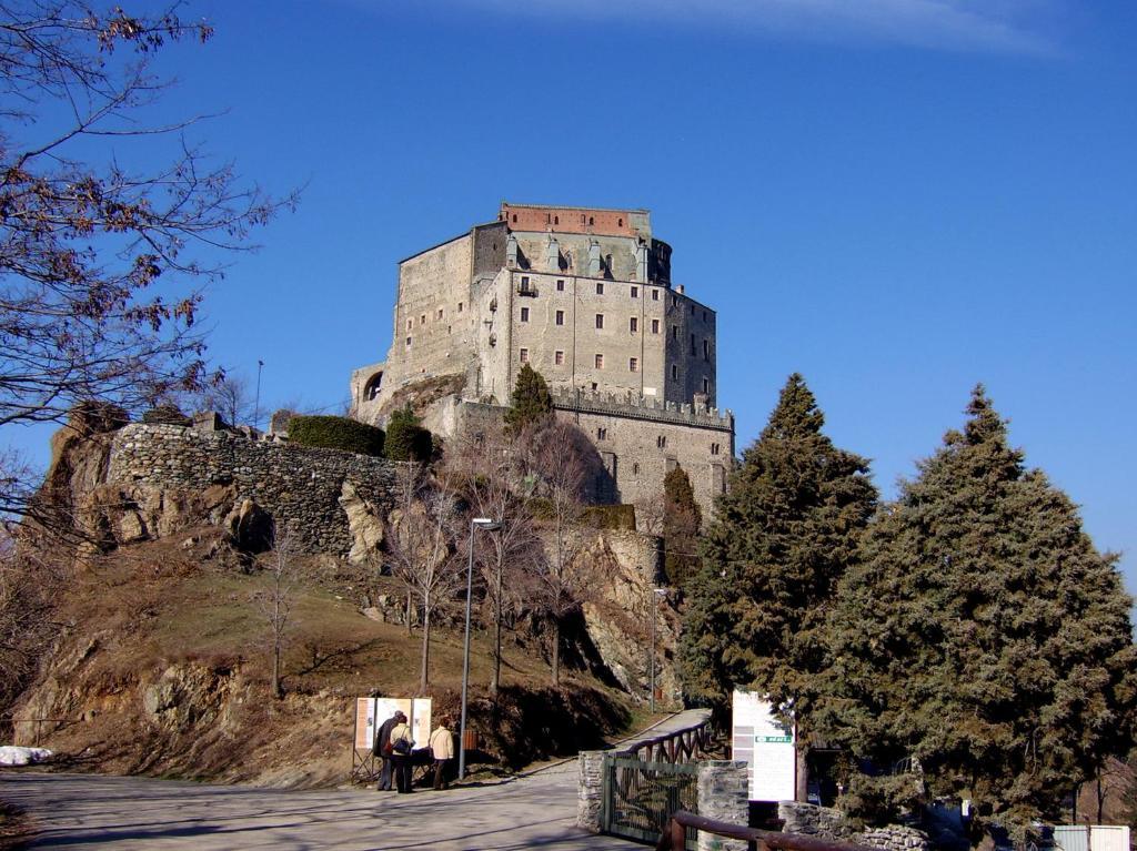 L'Antico Borgo Rooms Rental Caprie Экстерьер фото