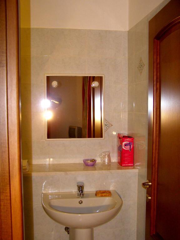 L'Antico Borgo Rooms Rental Caprie Номер фото